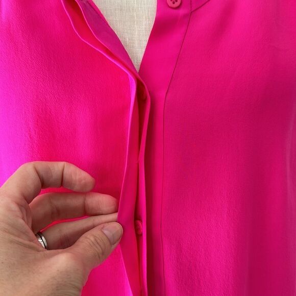 DVF Diane Von Furstenberg Women’s Size 0 100% Silk‎ V-Neck Blouse Bright Pink - Picture 3 of 13